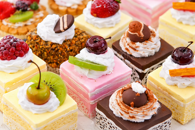 Cakes & Pastries