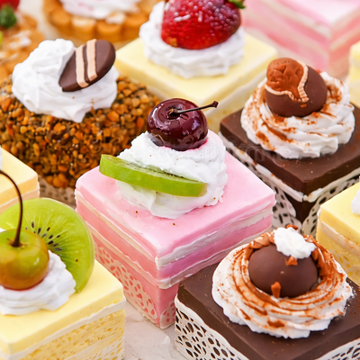 Cakes & Pastries